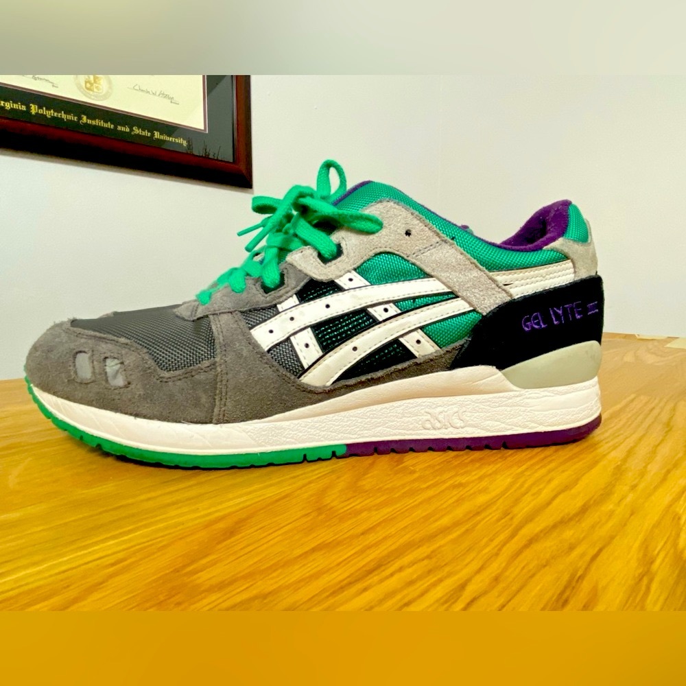 Size 12 ASIC gel-lyte lll